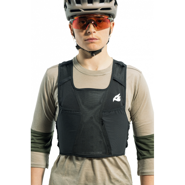 Bluegrass Venture Vest chest protector detail – Type B Level 1 certified armour