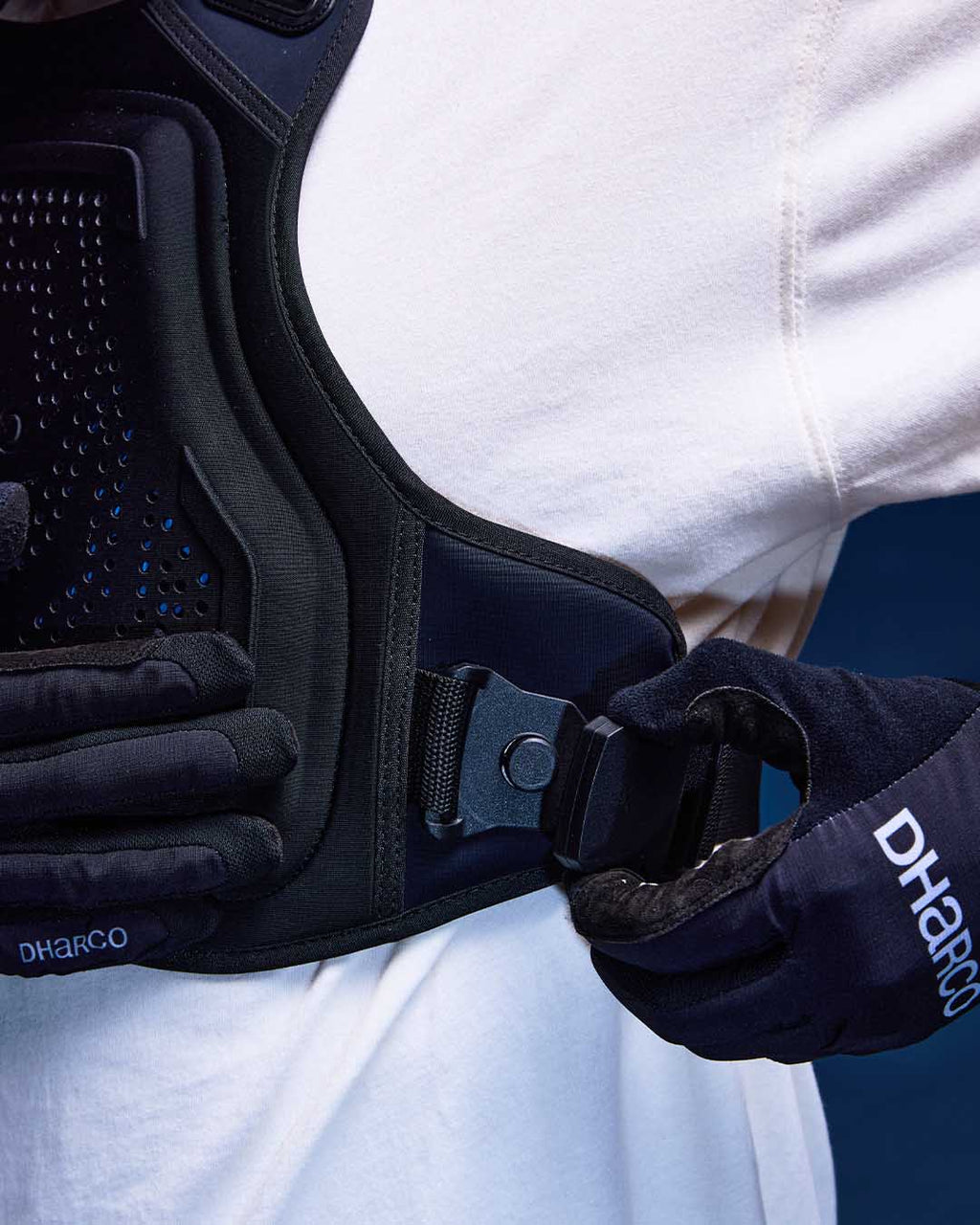 DHaRCO Gravity Vest
