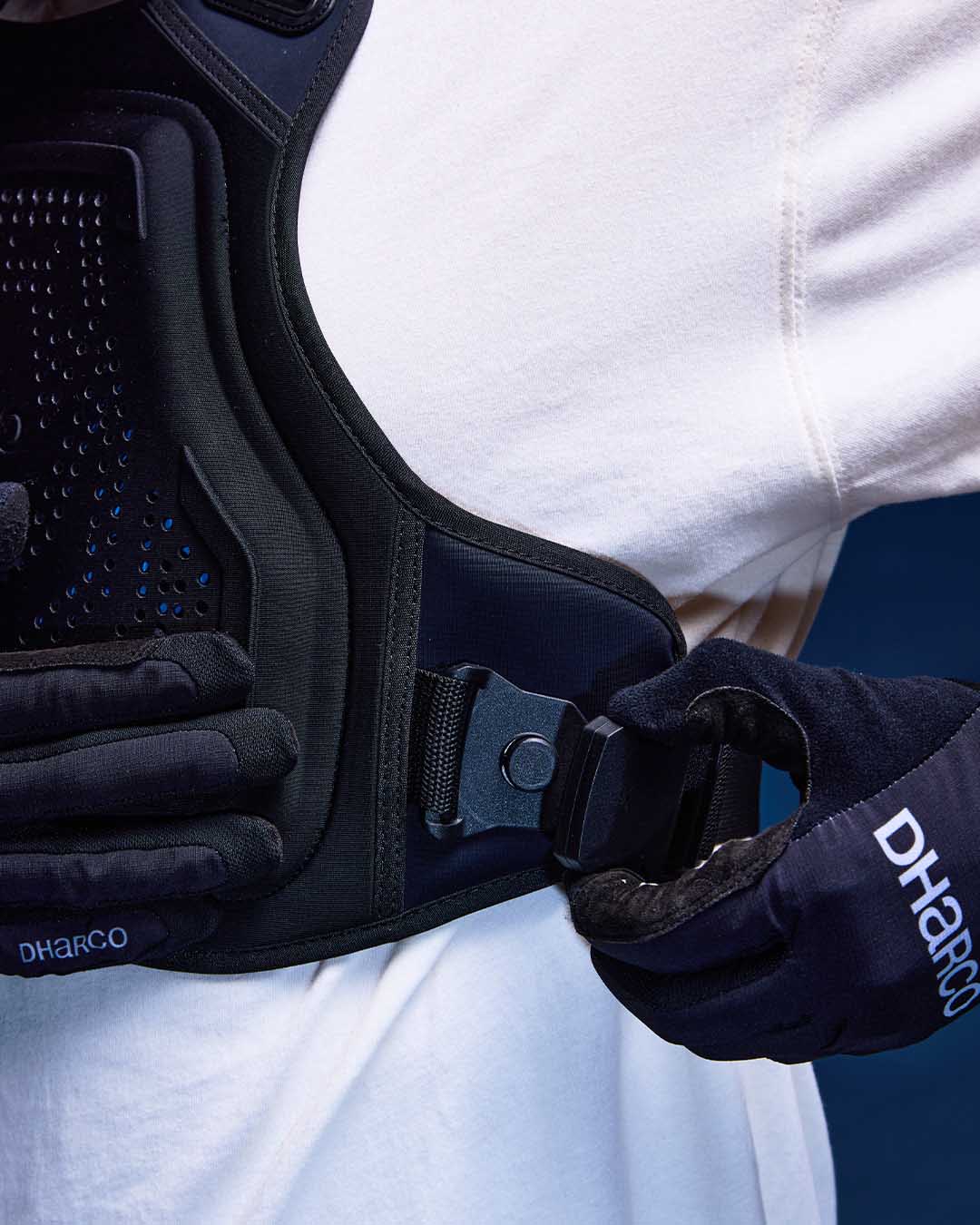 DHaRCO Gravity Vest