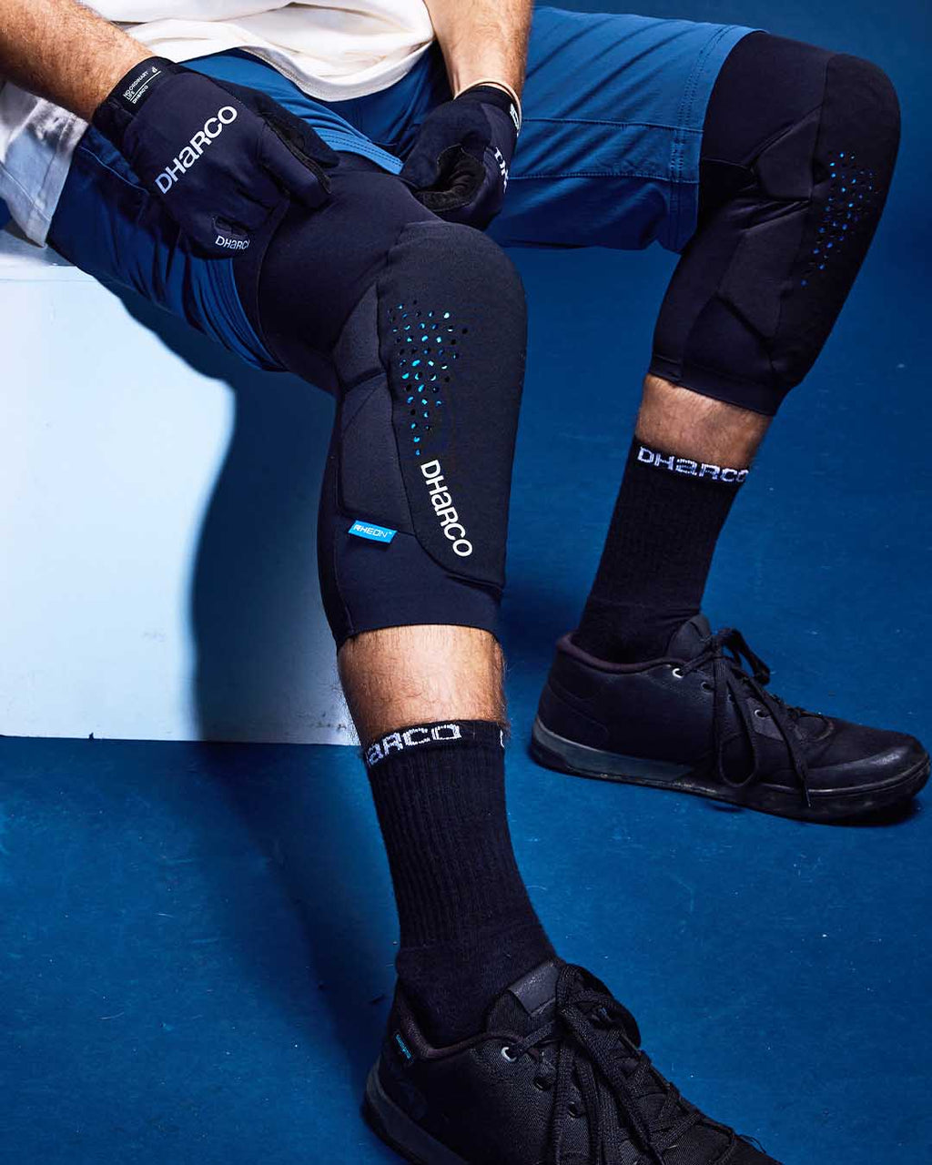 DHaRCO Gravity Knee Pad