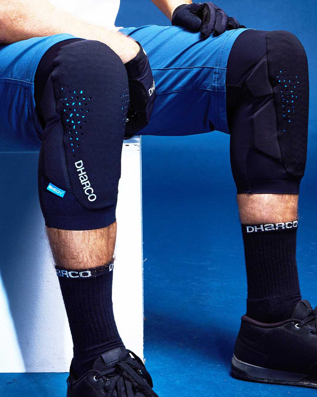 DHaRCO Gravity Knee Pad