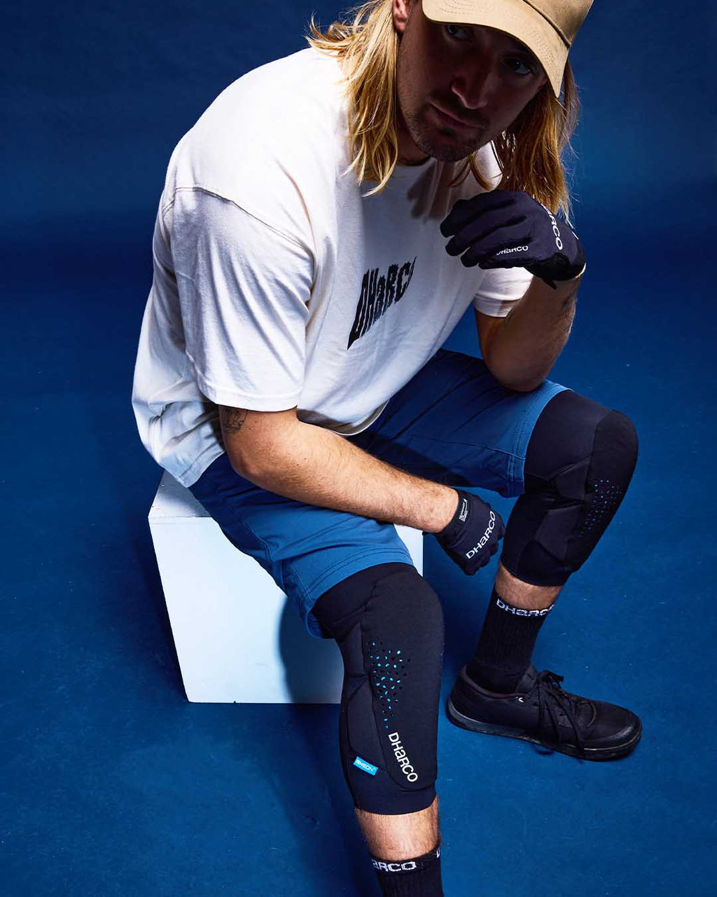 DHaRCO Gravity Knee Pad